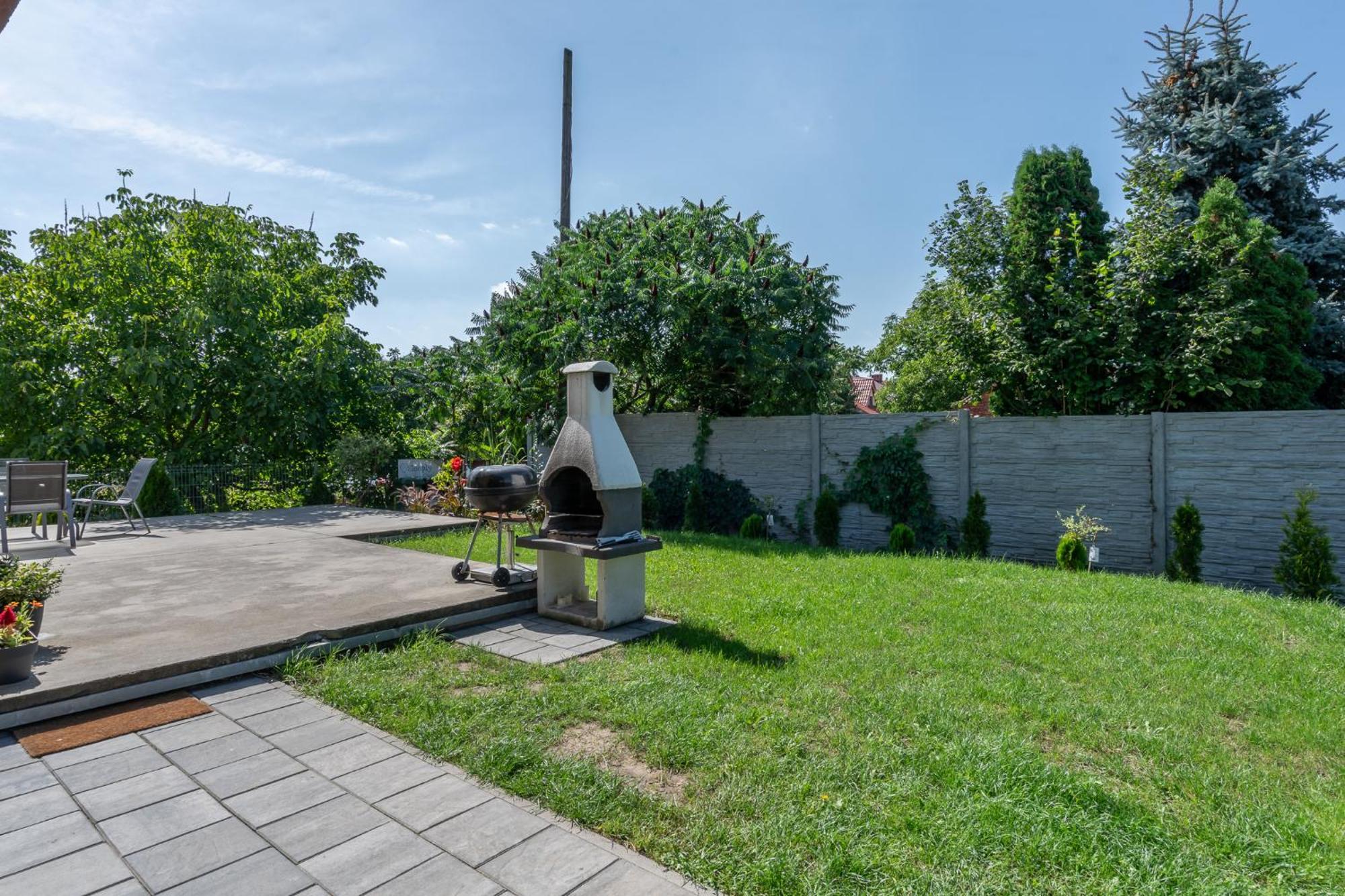 Sleeply Zlotniki Guest house