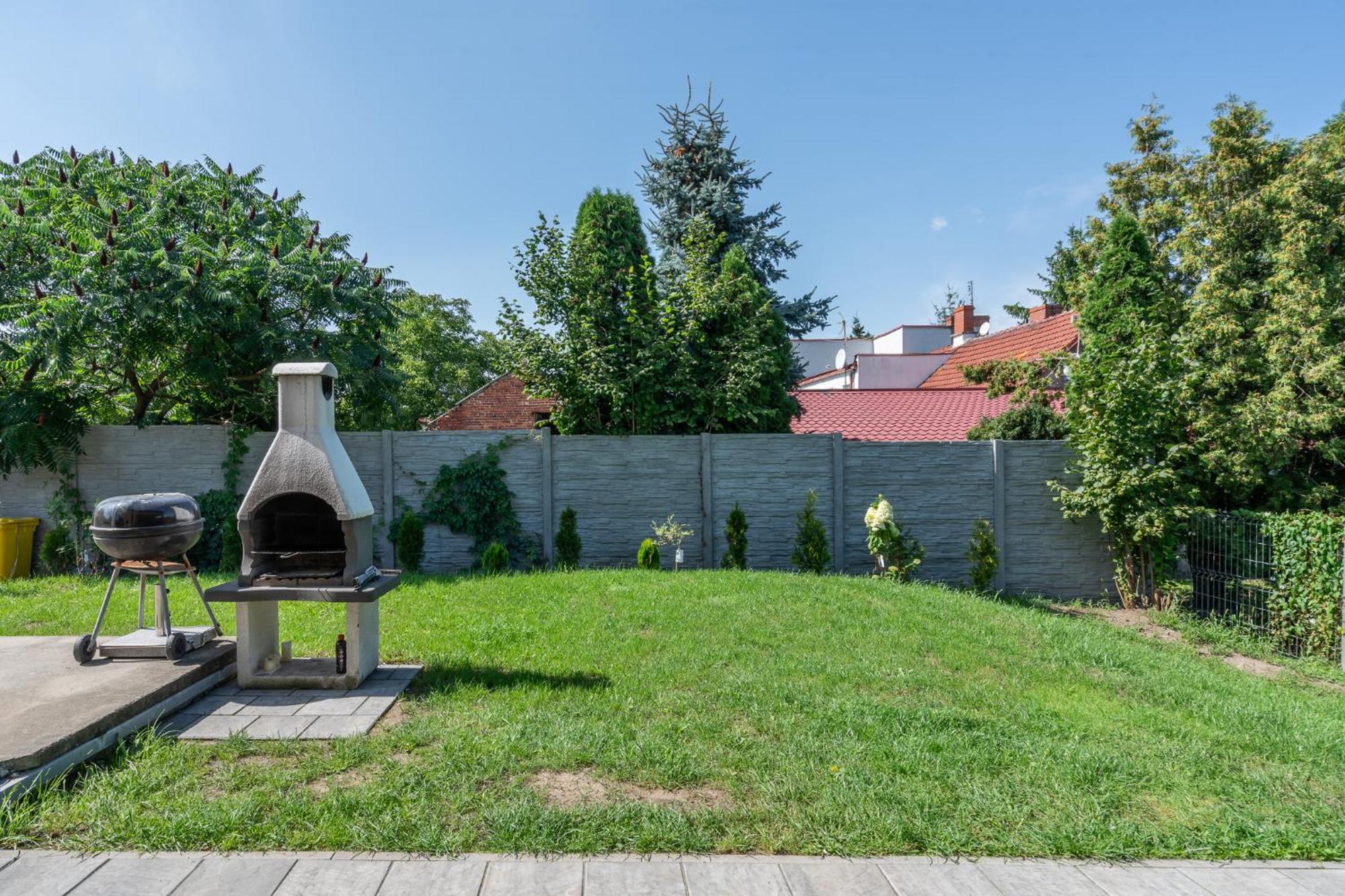 Sleeply Zlotniki Guest house *